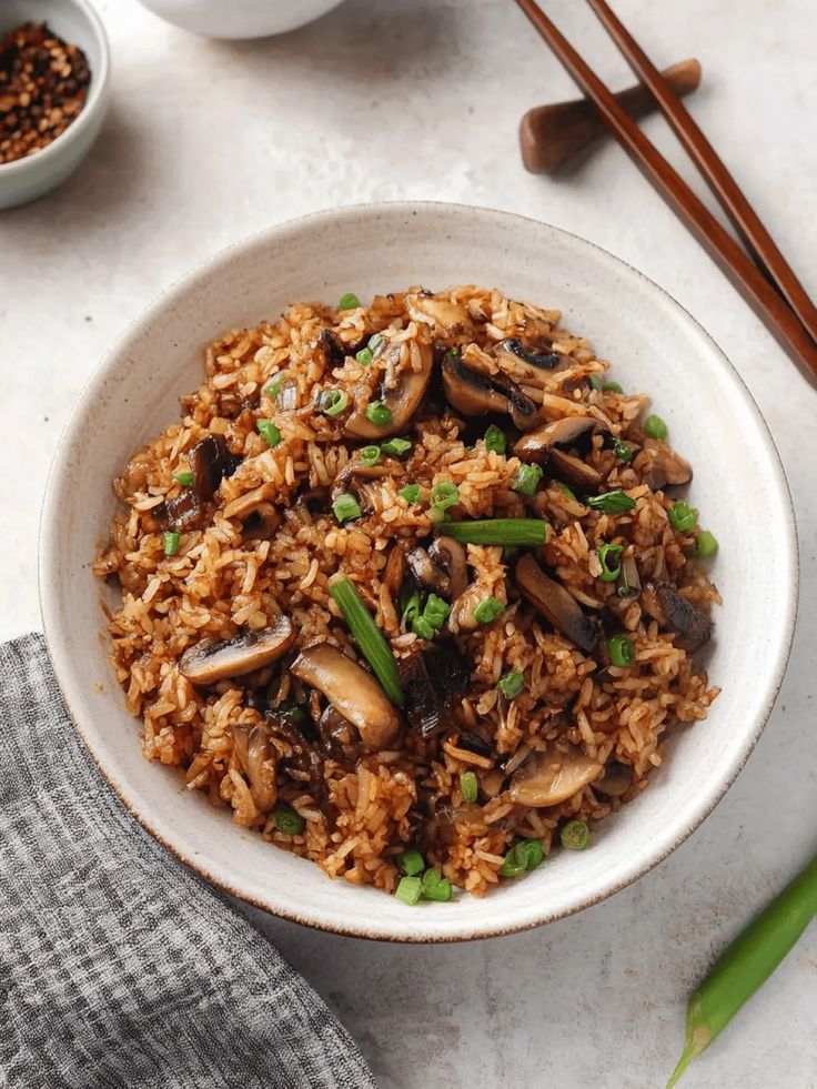 MUSHROOM FRIED RICE